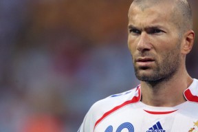 世界杯小组赛第二轮：日本遭遇首败被欧洲劲旅偷走三分