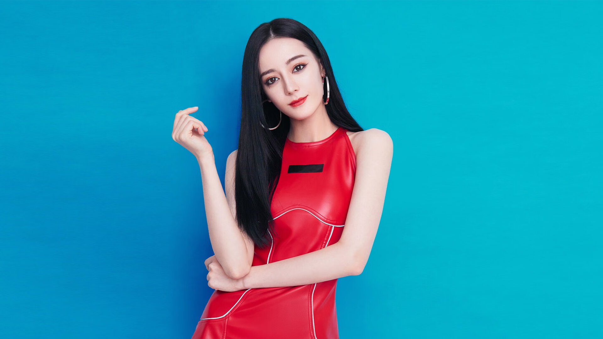 乐鱼体育平台官网-各地青少年足球锦标赛涌现潜力新星备受关注，全国青少年足球选拔赛