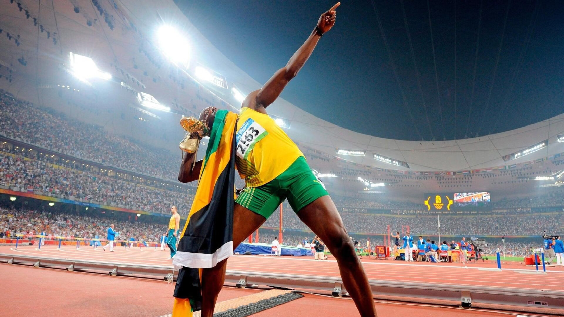 全场沸腾的一刻，全场沸腾的英文